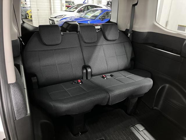 自社陸運局指定工場完備！国家資格を持った整備士による整備。走行に関係の無い所も不具合箇所が有れば修理してご納車致します。ご納車後はもちろん、車検・点検・板金塗装・電装品取付などもお任せください。