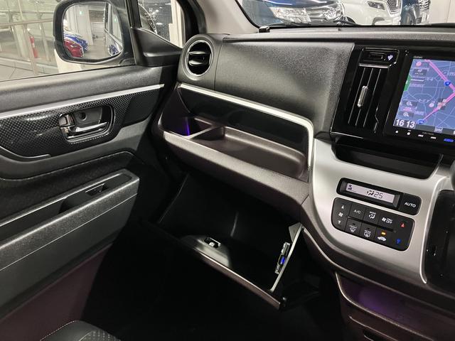 N-WGNカスタム G・ターボパッケージ あんしんパッケージ/衝突軽減ブレーキ 純正8インチナビ バックカメラ BTオーディオ フルセグTV CD・DVD ETC クルーズコントロール パドルシフト 革調コンビシート プラズマクラスター スマートキー HIDライト 純正14AW(44枚目)