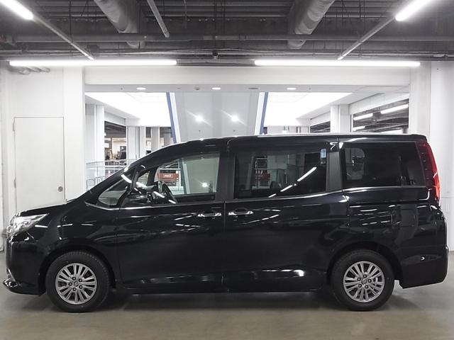 エスクァイア Ｇｉ　ワンオーナー　アルパイン後席モニター＆９インチナビ　シートヒーター　両側パワースライド　バックカメラ　ＢＴオーディオ　フルセグＴＶ　スマートキー　ＥＴＣ　クルコン　オートハイビーム　コーナーセンサー　ＬＥＤランプ（10枚目）