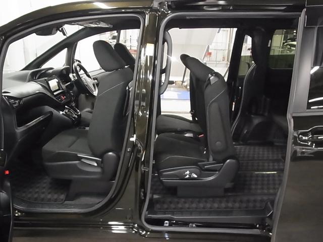 ヴォクシー Ｖ　ワンオーナー　トヨタセーフティセンス　ＥＴＣ　シートヒーター　両側スライドドア　純正ナビ　バックカメラ　ＢＴオーディオ　フルセグＴＶ　ＵＳＢ端子　スマートキー　クルーズコントロール　クリアランスソナー　ＬＥＤランプ（23枚目）