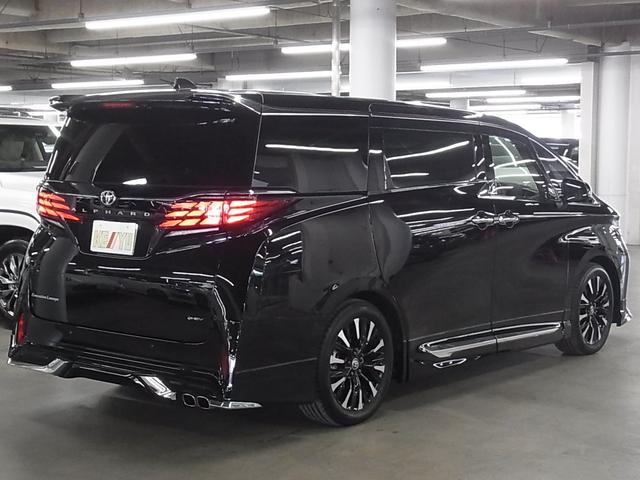 アルファードハイブリッド エグゼクティブラウンジ　左右独立ムーンルーフ　デジタルミラー　モデリスタエアロ　トヨタチームメイト　パノラミックビュー　後席モニター　純正１４型ＪＢＬナビ　本革シート　前後席ベンチレーション　セーフティセンス　ＥＴＣ２．０　パワーバックドア　両側パワースライド（3枚目）