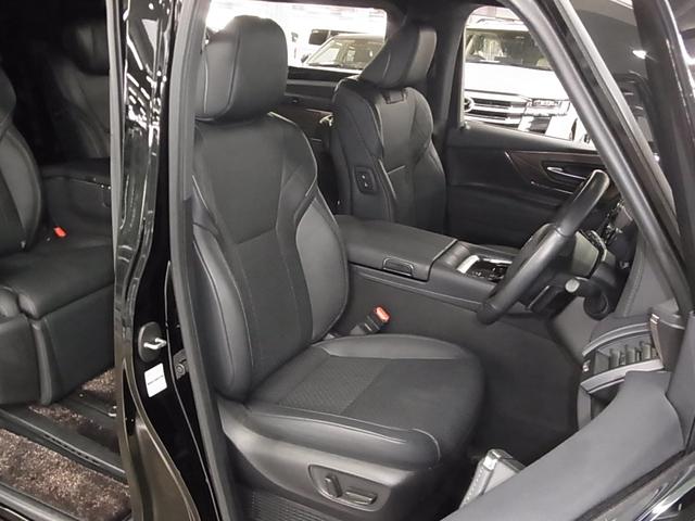 アルファードハイブリッド エグゼクティブラウンジ　左右独立ムーンルーフ　デジタルミラー　モデリスタエアロ　トヨタチームメイト　パノラミックビュー　後席モニター　純正１４型ＪＢＬナビ　本革シート　前後席ベンチレーション　セーフティセンス　ＥＴＣ２．０　パワーバックドア　両側パワースライド（13枚目）