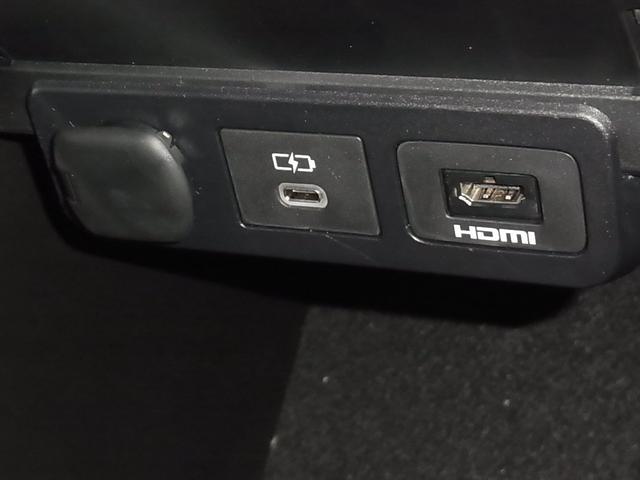 アルファードハイブリッド エグゼクティブラウンジ　左右独立ムーンルーフ　デジタルミラー　モデリスタエアロ　トヨタチームメイト　パノラミックビュー　後席モニター　純正１４型ＪＢＬナビ　本革シート　前後席ベンチレーション　セーフティセンス　ＥＴＣ２．０　パワーバックドア　両側パワースライド（38枚目）