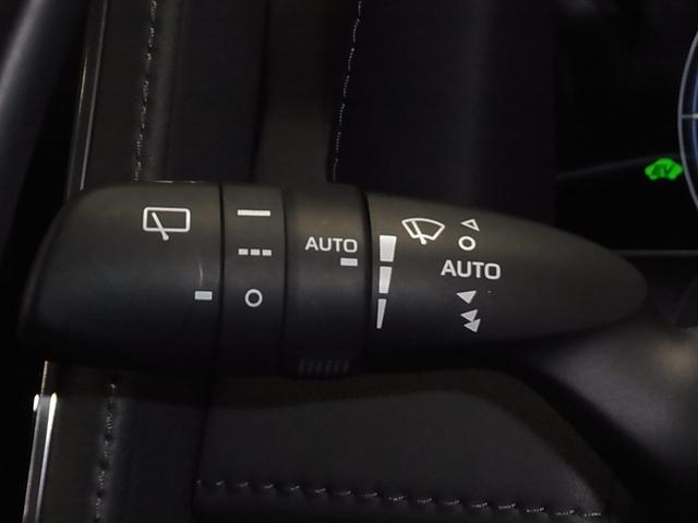 アルファードハイブリッド エグゼクティブラウンジ　左右独立ムーンルーフ　デジタルミラー　モデリスタエアロ　トヨタチームメイト　パノラミックビュー　後席モニター　純正１４型ＪＢＬナビ　本革シート　前後席ベンチレーション　セーフティセンス　ＥＴＣ２．０　パワーバックドア　両側パワースライド（41枚目）