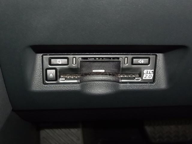 アルファードハイブリッド エグゼクティブラウンジ　左右独立ムーンルーフ　デジタルミラー　モデリスタエアロ　トヨタチームメイト　パノラミックビュー　後席モニター　純正１４型ＪＢＬナビ　本革シート　前後席ベンチレーション　セーフティセンス　ＥＴＣ２．０　パワーバックドア　両側パワースライド（44枚目）