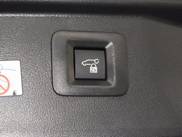 アルファードハイブリッド エグゼクティブラウンジ　左右独立ムーンルーフ　デジタルミラー　モデリスタエアロ　トヨタチームメイト　パノラミックビュー　後席モニター　純正１４型ＪＢＬナビ　本革シート　前後席ベンチレーション　セーフティセンス　ＥＴＣ２．０　パワーバックドア　両側パワースライド（55枚目）