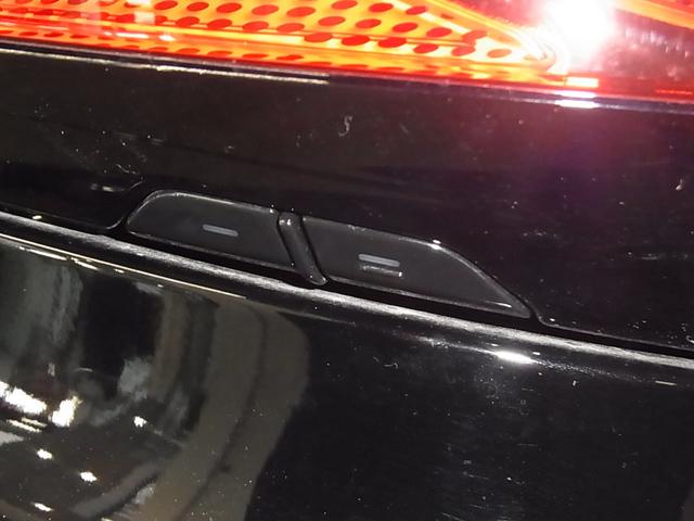 アルファードハイブリッド エグゼクティブラウンジ　左右独立ムーンルーフ　デジタルミラー　モデリスタエアロ　トヨタチームメイト　パノラミックビュー　後席モニター　純正１４型ＪＢＬナビ　本革シート　前後席ベンチレーション　セーフティセンス　ＥＴＣ２．０　パワーバックドア　両側パワースライド（56枚目）