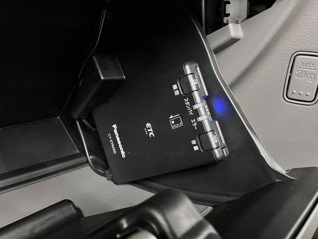 エブリイ ＰＡ　４ＷＤ　ハイルーフ　ＥＴＣ　デュアルカメラブレーキサポート　車線逸脱警報　ハイビームアシスト　リアパーキングセンサー　両側スライドドア　ＡＭ・ＦＭラジオ　オーバーヘッドシェルフ　マニュアルエアコン　アイドリングストップ（18枚目）