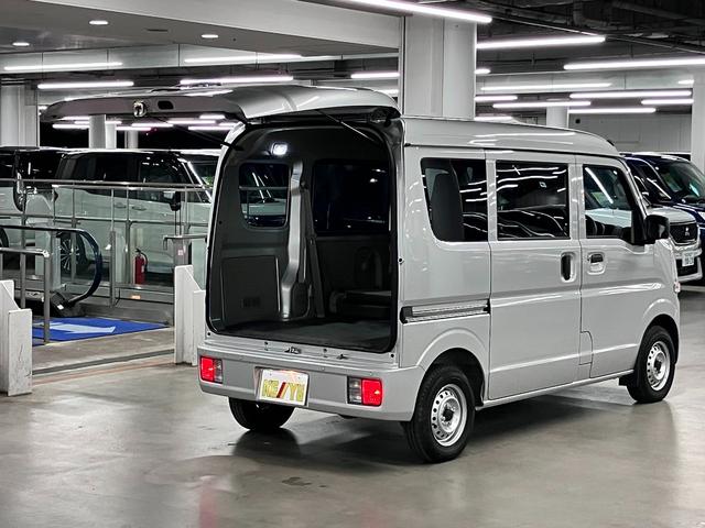 エブリイ ＰＡ　４ＷＤ　ハイルーフ　ＥＴＣ　デュアルカメラブレーキサポート　車線逸脱警報　ハイビームアシスト　リアパーキングセンサー　両側スライドドア　ＡＭ・ＦＭラジオ　オーバーヘッドシェルフ　マニュアルエアコン　アイドリングストップ（25枚目）