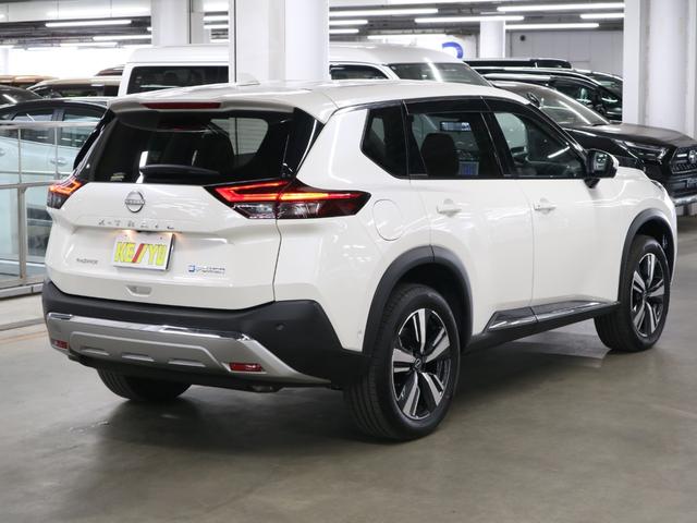 エクストレイル G e-4ORCE 4WDターボ インテリミラー アラウンドビュー プロパイロットパーキング HUD BSW・RCTA NC12.3インチナビ プロパイロット ETC2.0 全席シート・ステアヒーター ワイヤレス充電 オートバックドア(3枚目)