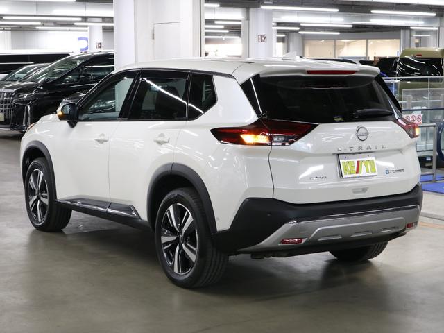 エクストレイル G e-4ORCE 4WDターボ インテリミラー アラウンドビュー プロパイロットパーキング HUD BSW・RCTA NC12.3インチナビ プロパイロット ETC2.0 全席シート・ステアヒーター ワイヤレス充電 オートバックドア(8枚目)