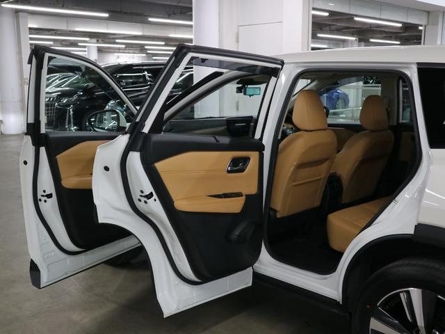 エクストレイル G e-4ORCE 4WDターボ インテリミラー アラウンドビュー プロパイロットパーキング HUD BSW・RCTA NC12.3インチナビ プロパイロット ETC2.0 全席シート・ステアヒーター ワイヤレス充電 オートバックドア(22枚目)