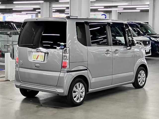 Ｎ－ＢＯＸ Ｇ・Ｌパッケージ　あんしんパッケージ／衝突軽減ブレーキ　パワースライドドア　純正ディスプレイオーディオ　バックカメラ　ＴＶ　ＣＤ再生　ＵＳＢ端子　ＥＴＣ　後席テーブル＆サンシェード　スマートキー　スペアキー・記録簿有（3枚目）