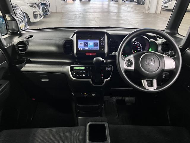 Ｎ－ＢＯＸ Ｇ・Ｌパッケージ　あんしんパッケージ／衝突軽減ブレーキ　パワースライドドア　純正ディスプレイオーディオ　バックカメラ　ＴＶ　ＣＤ再生　ＵＳＢ端子　ＥＴＣ　後席テーブル＆サンシェード　スマートキー　スペアキー・記録簿有（4枚目）