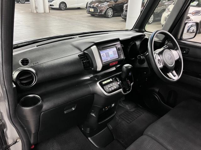 Ｎ－ＢＯＸ Ｇ・Ｌパッケージ　あんしんパッケージ／衝突軽減ブレーキ　パワースライドドア　純正ディスプレイオーディオ　バックカメラ　ＴＶ　ＣＤ再生　ＵＳＢ端子　ＥＴＣ　後席テーブル＆サンシェード　スマートキー　スペアキー・記録簿有（23枚目）