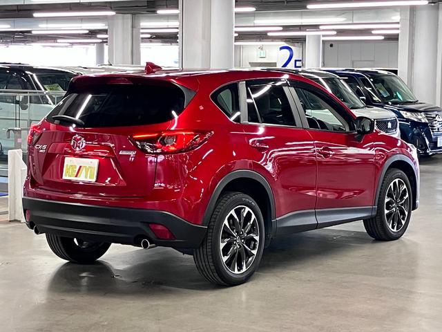 ＣＸ－５ ＸＤ　Ｌパッケージ　ワンオーナー　４ＷＤ　ディーゼルターボ　ＢＯＳＥサウンドシステム　ＢＳＭ　レーダークルーズ　ＥＴＣ　本革メモリーシート　シートヒーター　純正ナビ　サイド・バックカメラ　ＢＴオーディオ　フルセグＴＶ　パーキングセンサー　ウォッシャー付ＬＥＤ（3枚目）