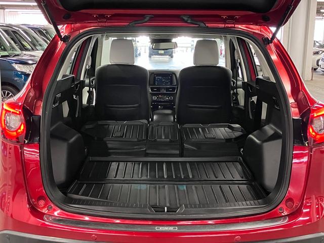 ＣＸ－５ ＸＤ　Ｌパッケージ　ワンオーナー　４ＷＤ　ディーゼルターボ　ＢＯＳＥサウンドシステム　ＢＳＭ　レーダークルーズ　ＥＴＣ　本革メモリーシート　シートヒーター　純正ナビ　サイド・バックカメラ　ＢＴオーディオ　フルセグＴＶ　パーキングセンサー　ウォッシャー付ＬＥＤ（16枚目）