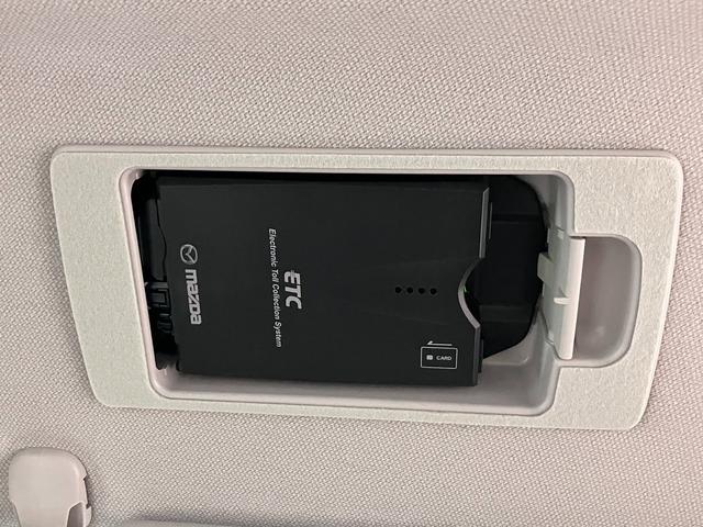 ＣＸ－５ ＸＤ　Ｌパッケージ　ワンオーナー　４ＷＤ　ディーゼルターボ　ＢＯＳＥサウンドシステム　ＢＳＭ　レーダークルーズ　ＥＴＣ　本革メモリーシート　シートヒーター　純正ナビ　サイド・バックカメラ　ＢＴオーディオ　フルセグＴＶ　パーキングセンサー　ウォッシャー付ＬＥＤ（18枚目）