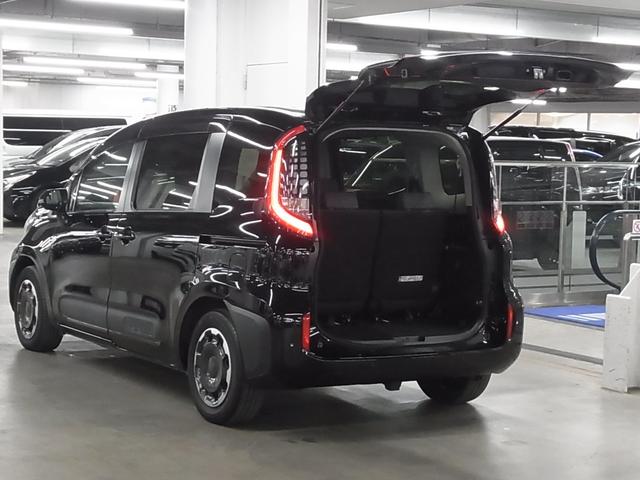 シエンタ ハイブリッドＺ　ワンオーナー　コンフォートパッケージ　パノラミックビュー　ＢＳＭ・ＰＫＳＢ　純正１０．５型ディスプレイ＆ナビ　セーフティセンス　ＥＴＣ２．０　両側パワースライド　ＢＴオーディオ　フルセグ　ＡＣ１００Ｖ　ＬＥＤランプ（26枚目）