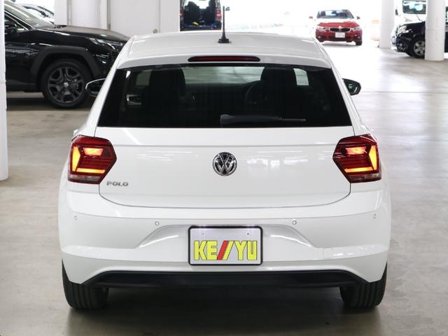 ポロ ＴＳＩハイライン　セーフティＰＫＧ　テクノロジーＰＫＧ　パークアシスト　ＢＳＤ・ＲＣＴＡ　追従ＡＣＣ　アクティブインフォディスプレイ　ワイヤレス充電　ＤｉｓｃｏｖｅｒＰｒｏ　バックカメラ　ＢＴオーディオ　フルセグ　ＣＤ・ＤＶＤ　ＥＴＣ２．０　パドルシフト（6枚目）
