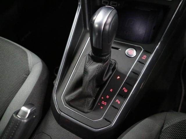 ポロ ＴＳＩハイライン　セーフティＰＫＧ　テクノロジーＰＫＧ　パークアシスト　ＢＳＤ・ＲＣＴＡ　追従ＡＣＣ　アクティブインフォディスプレイ　ワイヤレス充電　ＤｉｓｃｏｖｅｒＰｒｏ　バックカメラ　ＢＴオーディオ　フルセグ　ＣＤ・ＤＶＤ　ＥＴＣ２．０　パドルシフト（17枚目）