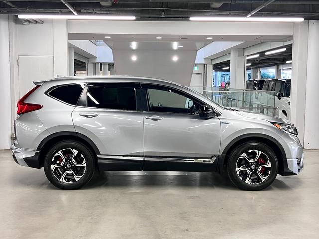 CR-Vハイブリッド EX 4WD 寒冷地仕様 モデューロエアロ アドバンスドルームミラー ホンダセンシング BSI ETC2.0 シートヒーター 純正ナビ フロント・バックカメラ メモリーシート ワイヤレス充電 オートリトラミラー パーキングセンサー LEDランプ(9枚目)