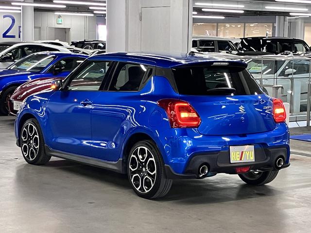 スイフトスポーツ ベースグレード　セーフティパッケージ　全方位モニター　シートヒーター　誤発進抑制機能　アダプティブクルーズ　純正ナビ　ＢＴオーディオ　フルセグＴＶ　ＣＤ・ＤＶＤ　ＵＳＢ端子　ＥＴＣ　パドルシフト　スマートキー　ＬＥＤライト　純正１７ＡＷ（8枚目）