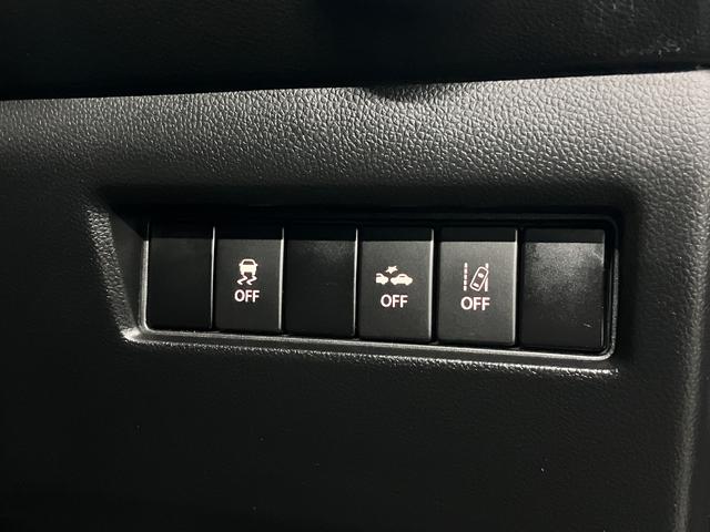 スイフトスポーツ ベースグレード　セーフティパッケージ　全方位モニター　シートヒーター　誤発進抑制機能　アダプティブクルーズ　純正ナビ　ＢＴオーディオ　フルセグＴＶ　ＣＤ・ＤＶＤ　ＵＳＢ端子　ＥＴＣ　パドルシフト　スマートキー　ＬＥＤライト　純正１７ＡＷ（19枚目）