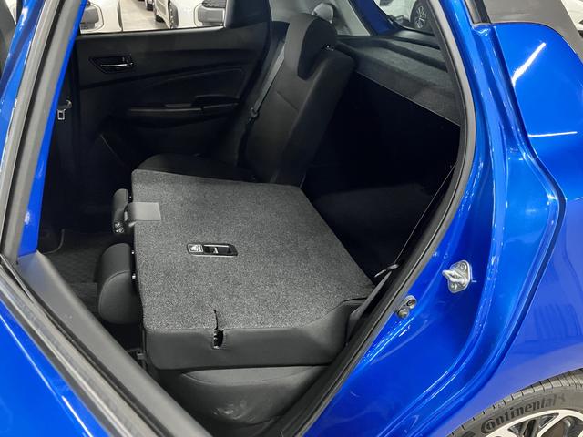 スイフトスポーツ ベースグレード　セーフティパッケージ　全方位モニター　シートヒーター　誤発進抑制機能　アダプティブクルーズ　純正ナビ　ＢＴオーディオ　フルセグＴＶ　ＣＤ・ＤＶＤ　ＵＳＢ端子　ＥＴＣ　パドルシフト　スマートキー　ＬＥＤライト　純正１７ＡＷ（24枚目）