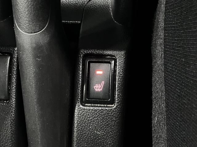 スイフトスポーツ ベースグレード　セーフティパッケージ　全方位モニター　シートヒーター　誤発進抑制機能　アダプティブクルーズ　純正ナビ　ＢＴオーディオ　フルセグＴＶ　ＣＤ・ＤＶＤ　ＵＳＢ端子　ＥＴＣ　パドルシフト　スマートキー　ＬＥＤライト　純正１７ＡＷ（37枚目）