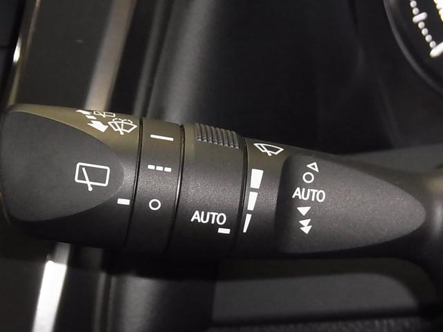 アルファードハイブリッド ＳＲ　Ｃパッケージ　４ＷＤ　モデリスタエアロ　後席モニター　純正１０型ナビ　衝突軽減　レーダークルーズ　ＥＴＣ　本革メモリーシート　シート・ステアヒーター　両側パワースライド　パワーバックドア　バックカメラ　クリアランスソナー（37枚目）