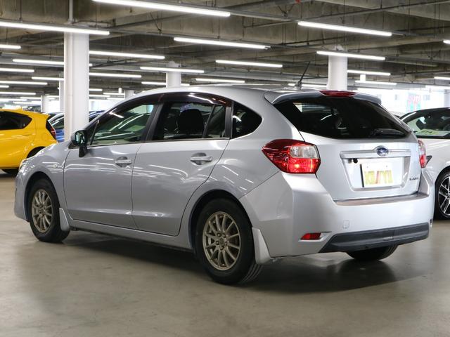 インプレッサスポーツ １．６ｉ　ＥＴＣ２．０　ストラーダナビ　バックカメラ　ＣＤ再生　Ｂｌｕｅｔｏｏｔｈオーディオ　ＴＶ　キーレスエントリー　電動格納ドアミラー　オートエアコン　ウォッシャー付ＨＩＤランプ　社外１５ＡＷ　取扱説明書有（8枚目）