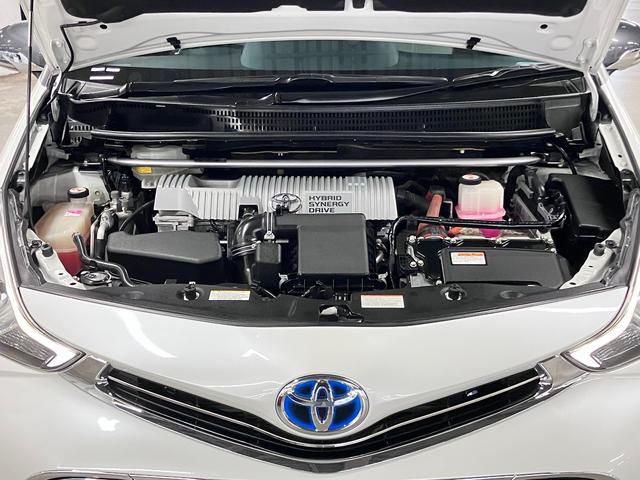 プリウスアルファ Ｇ　スタリングパッケージ／フロントスポイラー　ＴＲＤマフラー＆１９ＡＷ　オーリンズ車高調　アルパインリアモニター　純正８型ナビ　バックカメラ　ＢＴオーディオ　フルセグ　ＥＴＣ２．０　スマートキー　クルーズコントロール　パワーシート　ＬＥＤランプ（21枚目）