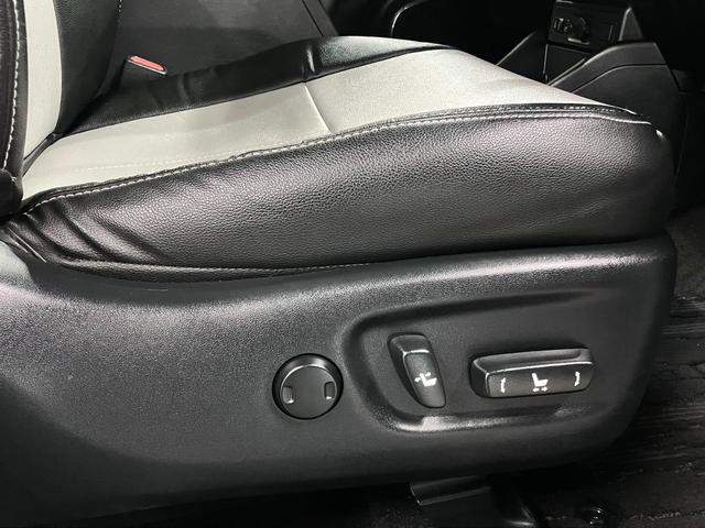 プリウスアルファ Ｇ　スタリングパッケージ／フロントスポイラー　ＴＲＤマフラー＆１９ＡＷ　オーリンズ車高調　アルパインリアモニター　純正８型ナビ　バックカメラ　ＢＴオーディオ　フルセグ　ＥＴＣ２．０　スマートキー　クルーズコントロール　パワーシート　ＬＥＤランプ（45枚目）