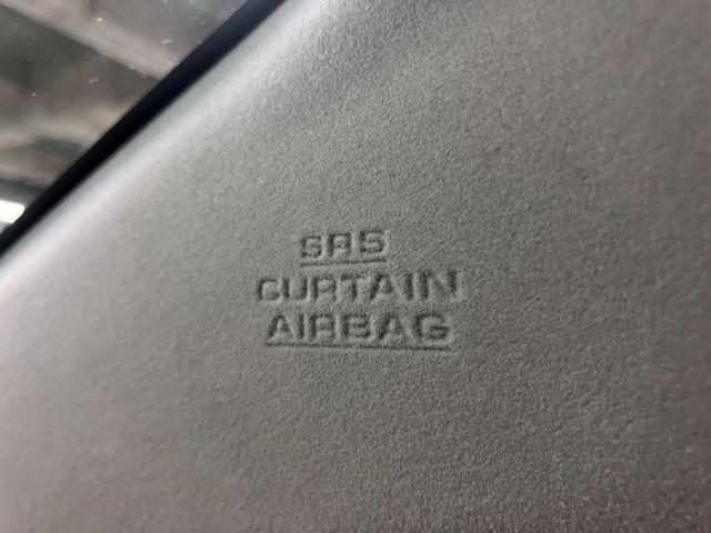 プリウスアルファ Ｇ　スタリングパッケージ／フロントスポイラー　ＴＲＤマフラー＆１９ＡＷ　オーリンズ車高調　アルパインリアモニター　純正８型ナビ　バックカメラ　ＢＴオーディオ　フルセグ　ＥＴＣ２．０　スマートキー　クルーズコントロール　パワーシート　ＬＥＤランプ（48枚目）