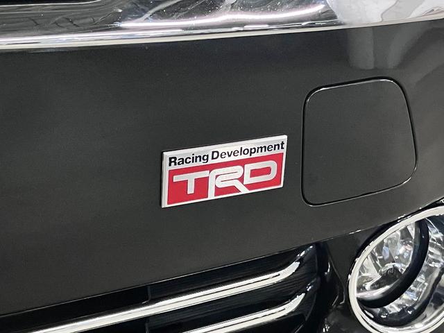 プリウスアルファ Ｇ　スタリングパッケージ／フロントスポイラー　ＴＲＤマフラー＆１９ＡＷ　オーリンズ車高調　アルパインリアモニター　純正８型ナビ　バックカメラ　ＢＴオーディオ　フルセグ　ＥＴＣ２．０　スマートキー　クルーズコントロール　パワーシート　ＬＥＤランプ（49枚目）