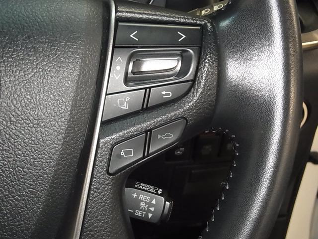 ヴェルファイアハイブリッド エグゼクティブラウンジ　４ＷＤ　パノラミックビュー　純正９型ＪＢＬナビ　後席モニター　衝突軽減ブレーキ　レーダークルーズ　ＥＴＣ２．０　本革メモリーシート　後席ベンチレーション　ステアヒーター　両側電動スライド　クリアランスソナー（19枚目）