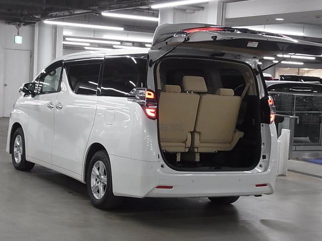 ヴェルファイア ２．５Ｘ　８人乗り　トヨタセーフティセンス　ＥＴＣ２．０　純正９インチディスプレイオーディオ＆ナビ　両側パワースライド　バックカメラ　ＢＴオーディオ　フルセグＴＶ　スマートキー　クリアランスソナー　ＬＥＤランプ　１６ＡＷ（25枚目）