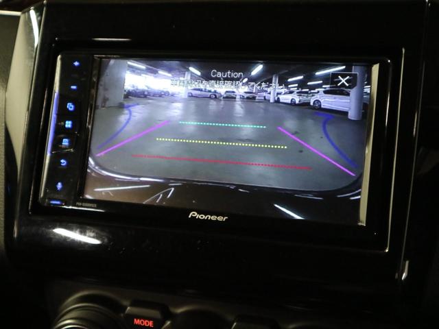 スイフトスポーツ ベースグレード　ターボ　６速マニュアル　シートヒーター　ＥＴＣ　純正ディスプレイオーディオ　バックカメラ　ＣＤ・ＤＶＤ再生　Ｂｌｕｅｔｏｏｔｈオーディオ　ＵＳＢ端子　クルーズコントロール　スマートキー　電格ミラー　ＬＥＤランプ　純正１７ＡＷ（17枚目）