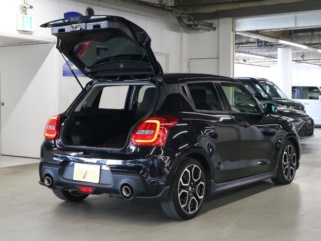 スイフトスポーツ ベースグレード　ターボ　６速マニュアル　シートヒーター　ＥＴＣ　純正ディスプレイオーディオ　バックカメラ　ＣＤ・ＤＶＤ再生　Ｂｌｕｅｔｏｏｔｈオーディオ　ＵＳＢ端子　クルーズコントロール　スマートキー　電格ミラー　ＬＥＤランプ　純正１７ＡＷ（26枚目）