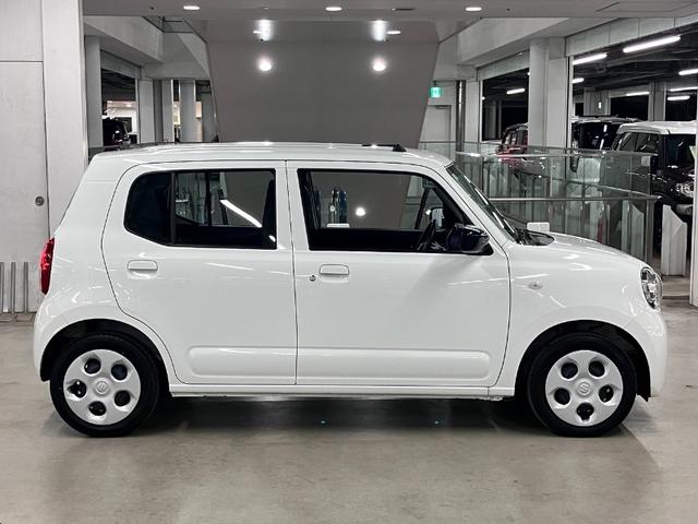 アルト Ｌ　４ＷＤ　バックアイカメラ付ディスプレイオーディオ　デュアルカメラブレーキサポート　車線逸脱警報　ハイビームアシスト　リアパーキングセンサー　シートヒーター　ＢＴオーディオ　ＵＳＢ　キーレスエントリー（8枚目）