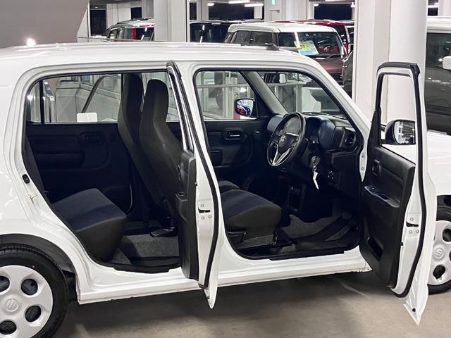 アルト Ｌ　４ＷＤ　バックアイカメラ付ディスプレイオーディオ　デュアルカメラブレーキサポート　車線逸脱警報　ハイビームアシスト　リアパーキングセンサー　シートヒーター　ＢＴオーディオ　ＵＳＢ　キーレスエントリー（11枚目）