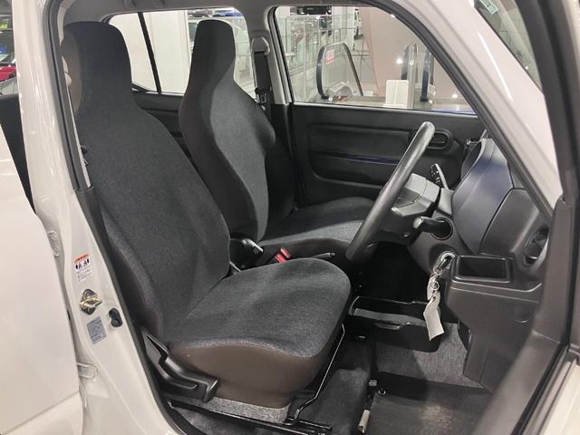 アルト Ｌ　４ＷＤ　バックアイカメラ付ディスプレイオーディオ　デュアルカメラブレーキサポート　車線逸脱警報　ハイビームアシスト　リアパーキングセンサー　シートヒーター　ＢＴオーディオ　ＵＳＢ　キーレスエントリー（12枚目）