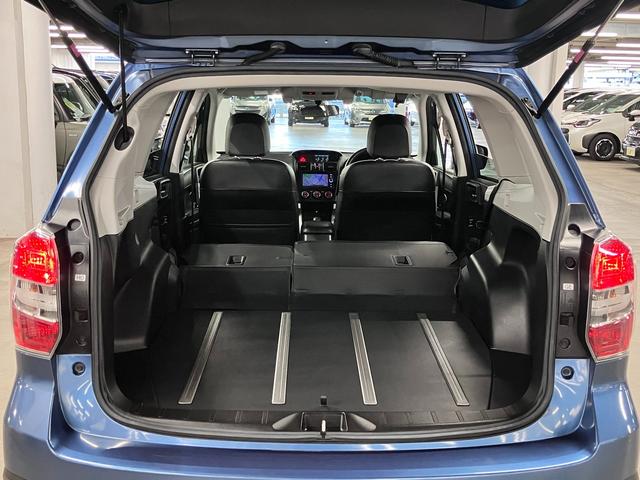 フォレスター Ｘ－ブレイク　４ＷＤ　ワンオーナー　衝突軽減ブレーキ　車線逸脱警報　全車速追従クルーズ　パドルシフト　ＥＴＣ　シートヒーター　パワーリフトゲート　純正ナビ　バックカメラ　ＢＴオーディオ　フルセグＴＶ　スマートキー　ウォッシャー付ＨＩＤ（16枚目）