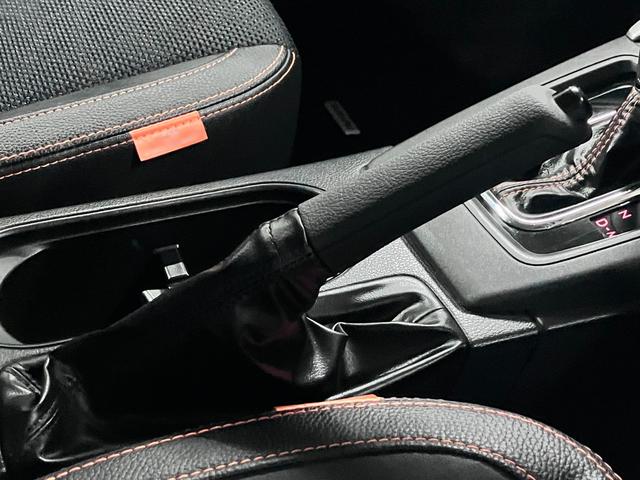 フォレスター Ｘ－ブレイク　４ＷＤ　ワンオーナー　衝突軽減ブレーキ　車線逸脱警報　全車速追従クルーズ　パドルシフト　ＥＴＣ　シートヒーター　パワーリフトゲート　純正ナビ　バックカメラ　ＢＴオーディオ　フルセグＴＶ　スマートキー　ウォッシャー付ＨＩＤ（34枚目）