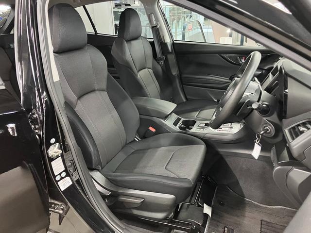 インプレッサスポーツ １．６ｉ－Ｌアイサイト　衝突軽減ブレーキ　車線逸脱警報　全車速追従クルーズ　パドルシフト　ＥＴＣ　カロッツェリアナビ　バックカメラ　ＣＤ・ＤＶＤ再生　ＴＶ　ＵＳＢ　キーレスエントリー　電格ミラー　オートエアコン　純正１６ＡＷ（13枚目）