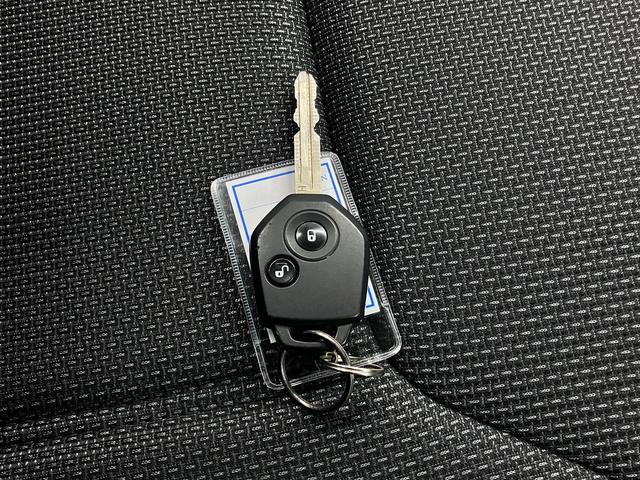 インプレッサスポーツ １．６ｉ－Ｌアイサイト　衝突軽減ブレーキ　車線逸脱警報　全車速追従クルーズ　パドルシフト　ＥＴＣ　カロッツェリアナビ　バックカメラ　ＣＤ・ＤＶＤ再生　ＴＶ　ＵＳＢ　キーレスエントリー　電格ミラー　オートエアコン　純正１６ＡＷ（40枚目）