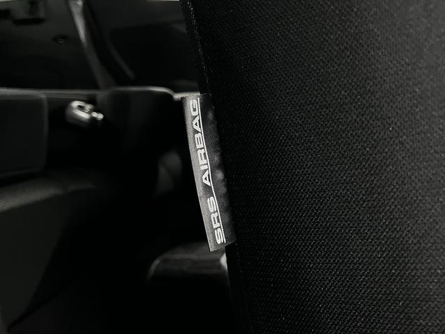 インプレッサスポーツ １．６ｉ－Ｌアイサイト　衝突軽減ブレーキ　車線逸脱警報　全車速追従クルーズ　パドルシフト　ＥＴＣ　カロッツェリアナビ　バックカメラ　ＣＤ・ＤＶＤ再生　ＴＶ　ＵＳＢ　キーレスエントリー　電格ミラー　オートエアコン　純正１６ＡＷ（41枚目）