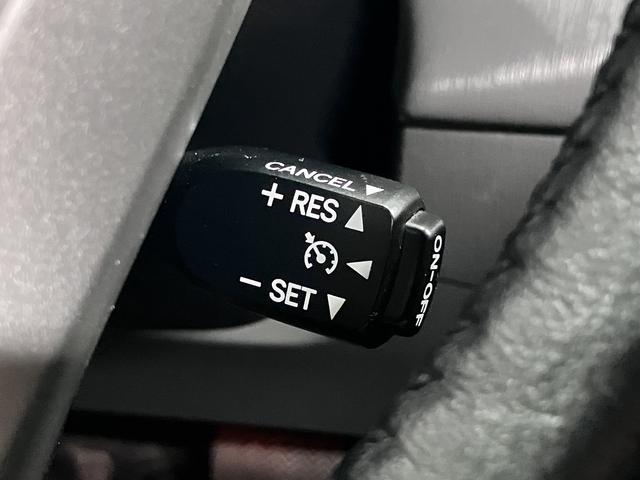 プリウスアルファ Ｇ　ワンオーナー　モデリスタフルエアロ＆１８インチＡＷ　後席モニター　純正８インチナビ　バックカメラ　Ｂｌｕｅｔｏｏｔｈオーディオ　フルセグＴＶ　ＣＤ・ＤＶＤ再生　ＥＴＣ　クルーズコントロール　コーナーセンサー　ＬＥＤヘッドランプ　ヘッドランプウォッシャー（18枚目）