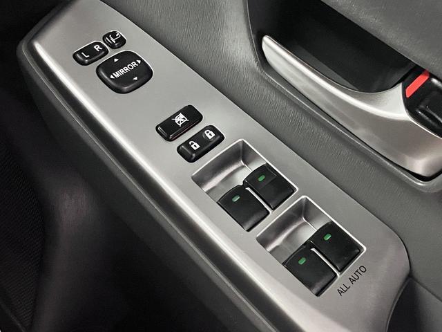 プリウスアルファ Ｇ　ワンオーナー　モデリスタフルエアロ＆１８インチＡＷ　後席モニター　純正８インチナビ　バックカメラ　Ｂｌｕｅｔｏｏｔｈオーディオ　フルセグＴＶ　ＣＤ・ＤＶＤ再生　ＥＴＣ　クルーズコントロール　コーナーセンサー　ＬＥＤヘッドランプ　ヘッドランプウォッシャー（46枚目）